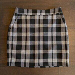 GAP Black & White Plaid Skirt w/ Pockets - Size 6